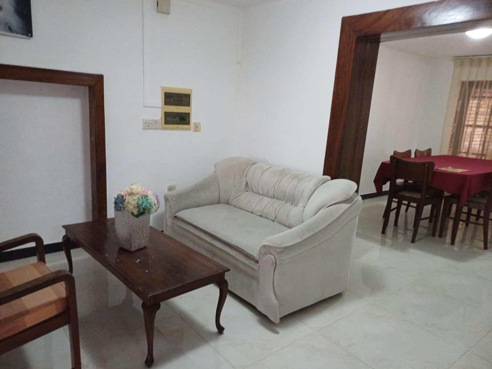 Villa Chenu Dehiwala-Mount Lavinia Exterior foto